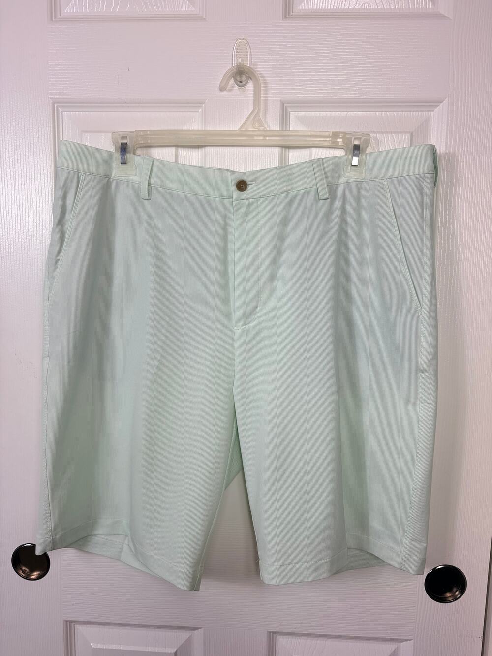 Greg Norman Performance Hybrid Golf Short Mint Stretch Waistband Size 40 NWT